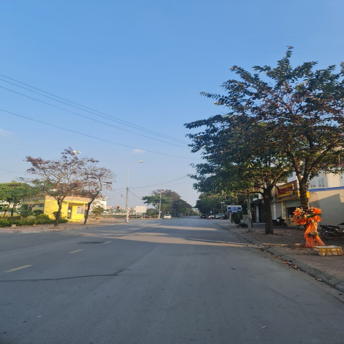 BÁN NHANH TRONG THÁNG. Biệt thự 189m2 Đa Tốn, Gia Lâm. Đường 15m. Lh 0989894845 - Ảnh 1